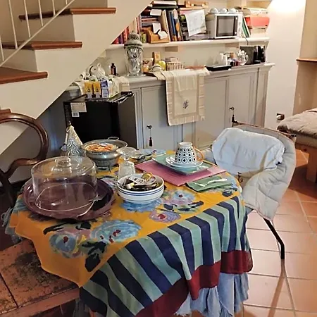 לינה וארוחת בוקר Il Cortiletto 3*